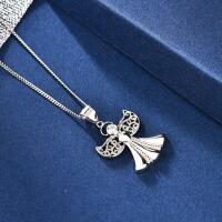 Pendant angel with heart