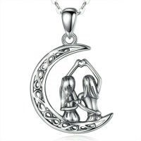 Extraordinary pendant 2 sisters on a moon made of 925 silver