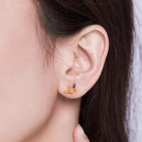 Stud earrings flower with cubic zirconia