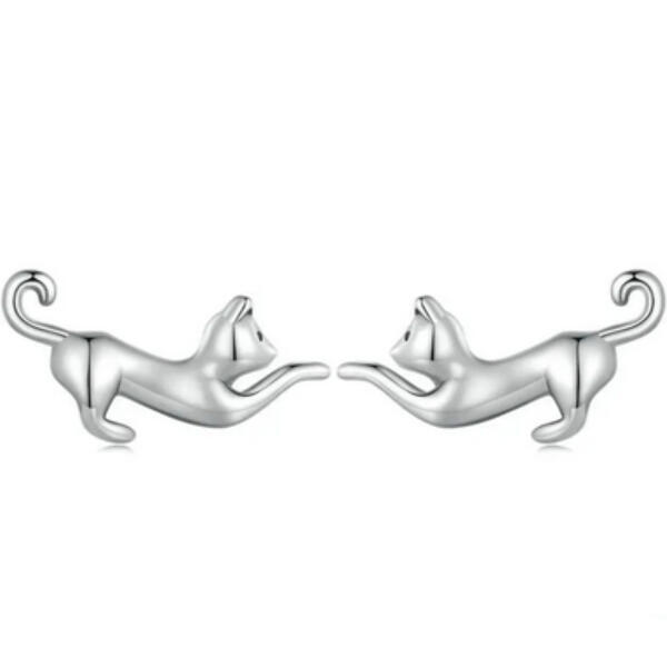 Playing little cats stud earrings made of 925 silver with 3D optic