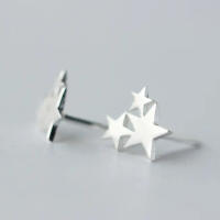 Mysterious star stud earrings made of 925 silver, enchanting style