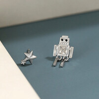 Special Robots with Star, Ear Studs in 925 Silver for Female Engineers