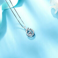 Enchanting 925 silver pendant with loop and dancing zirconia